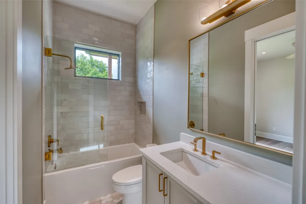 106 Edwards Circle Horseshoe Bay, TX 78657