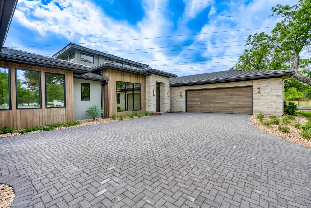 106 Edwards Circle Horseshoe Bay, TX 78657