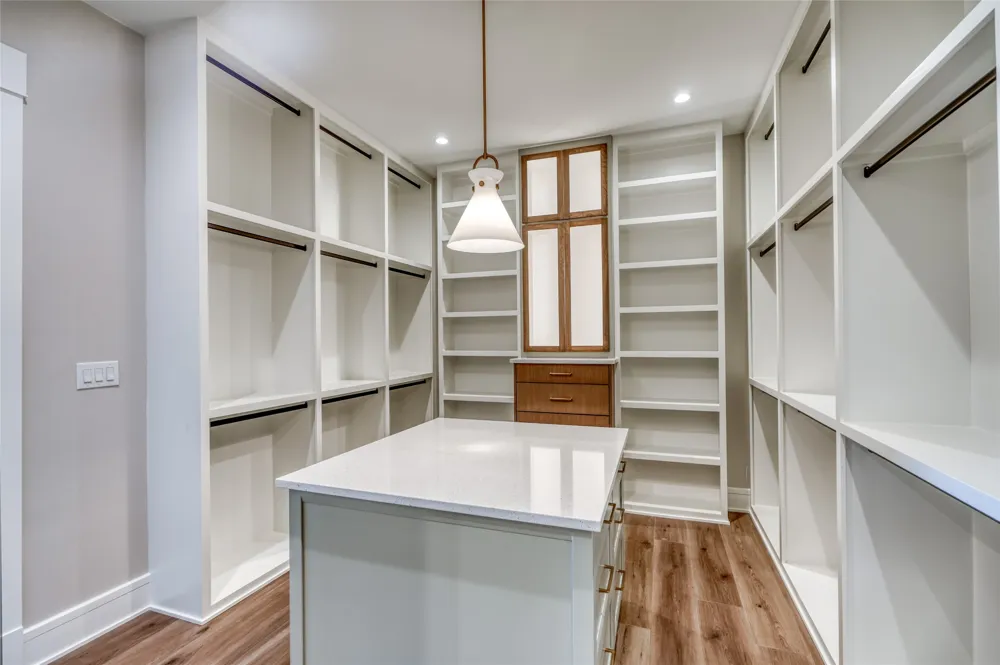 106 Edwards Circle Horseshoe Bay, TX 78657