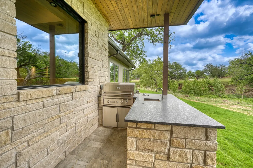 106 Edwards Circle Horseshoe Bay, TX 78657