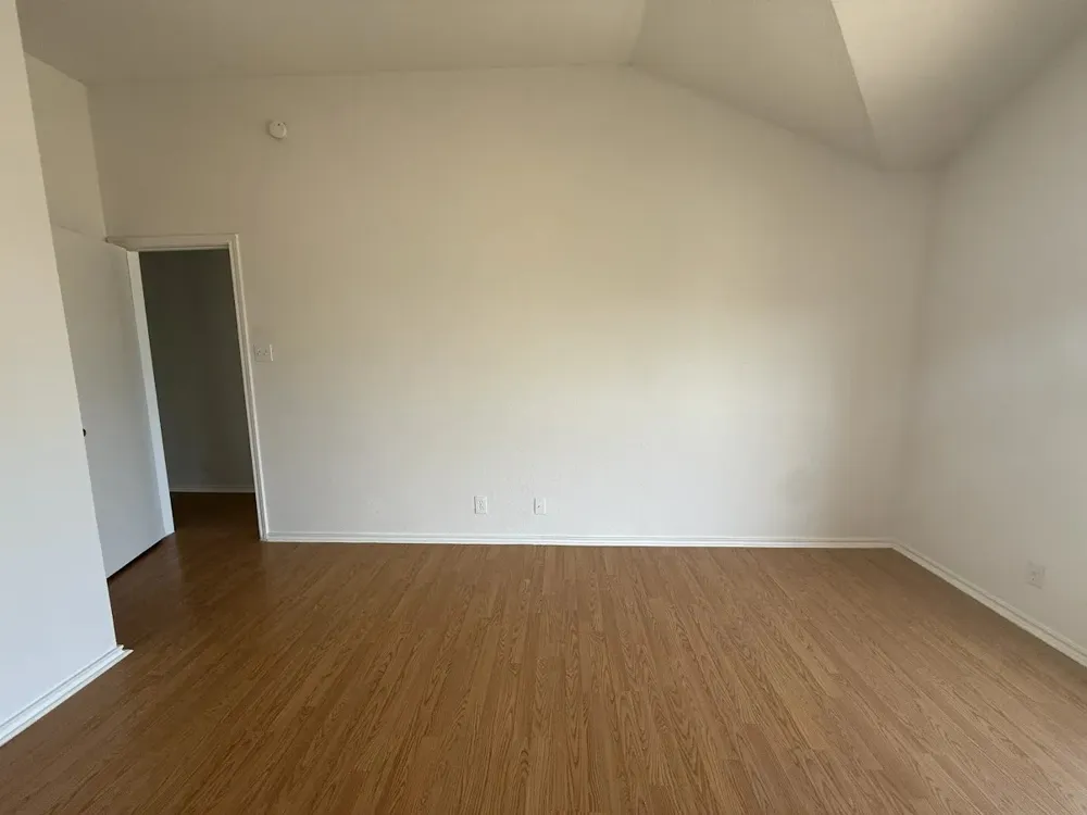 2324 Friarcreek Loop Round Rock, TX 78664