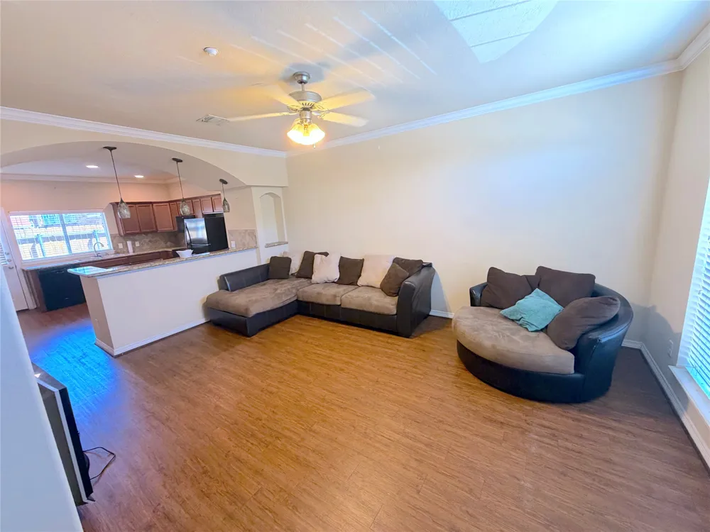 1198 Jones Butler Road #3011 College Station, TX 77840