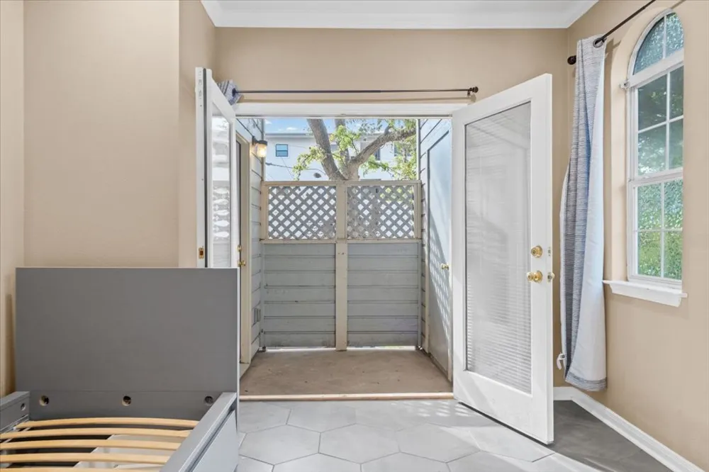 3111 TOM GREEN STREET #111 Austin, TX 78705