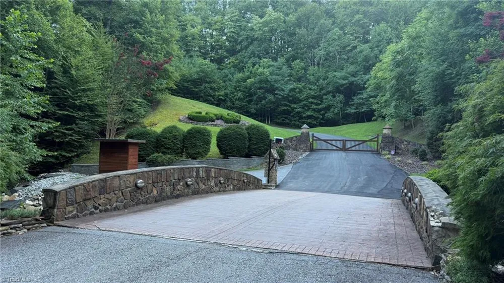 000 Carriage House Trail #Lot #157 McGrady, NC 28649