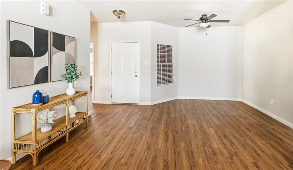 107 Fossil Trail Leander, TX 78641