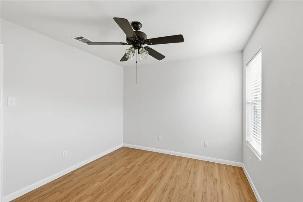 107 Fossil Trail Leander, TX 78641