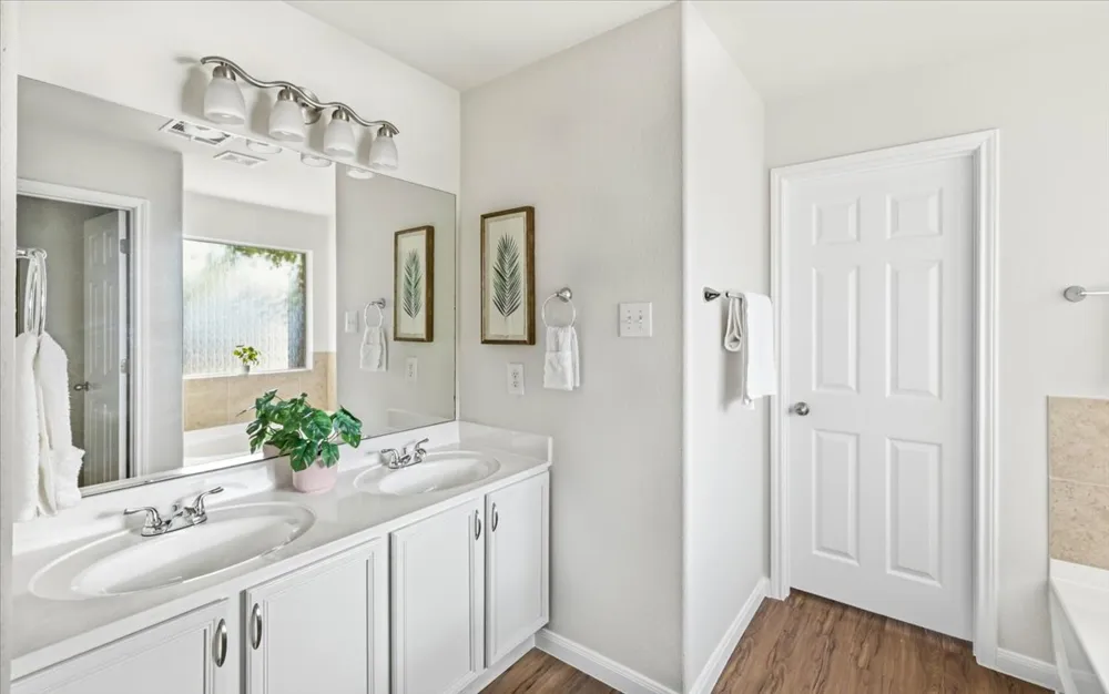 107 Fossil Trail Leander, TX 78641