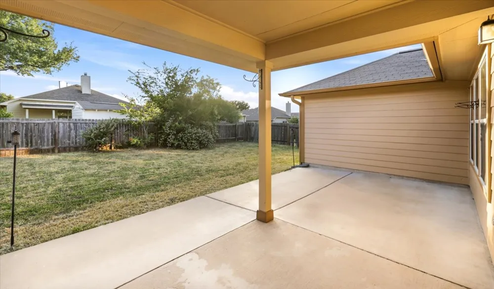 107 Fossil Trail Leander, TX 78641