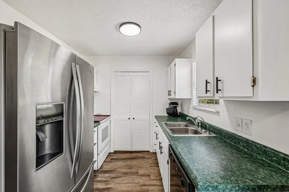 8104 Bronco Lane Lago Vista, TX 78645