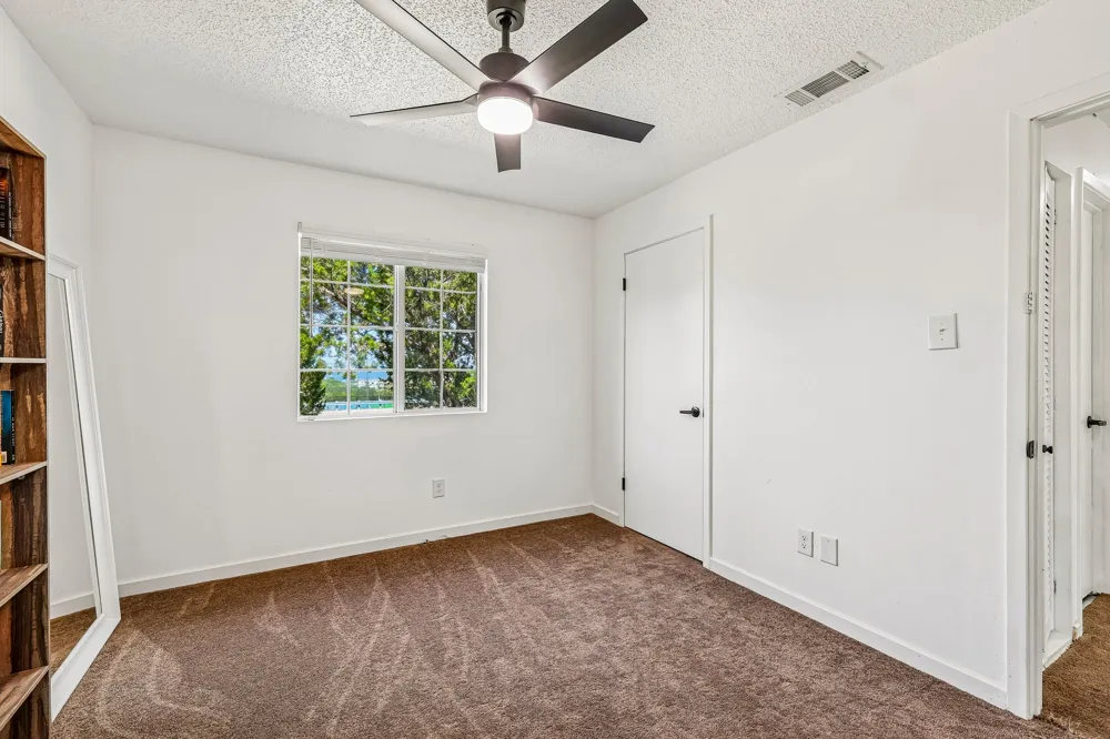 8104 Bronco Lane Lago Vista, TX 78645