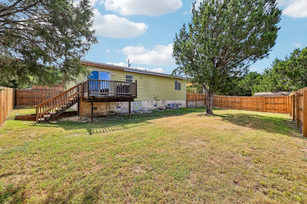 8104 Bronco Lane Lago Vista, TX 78645
