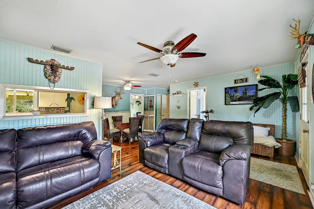 135 E Hickory Drive Granite Shoals, TX 78654