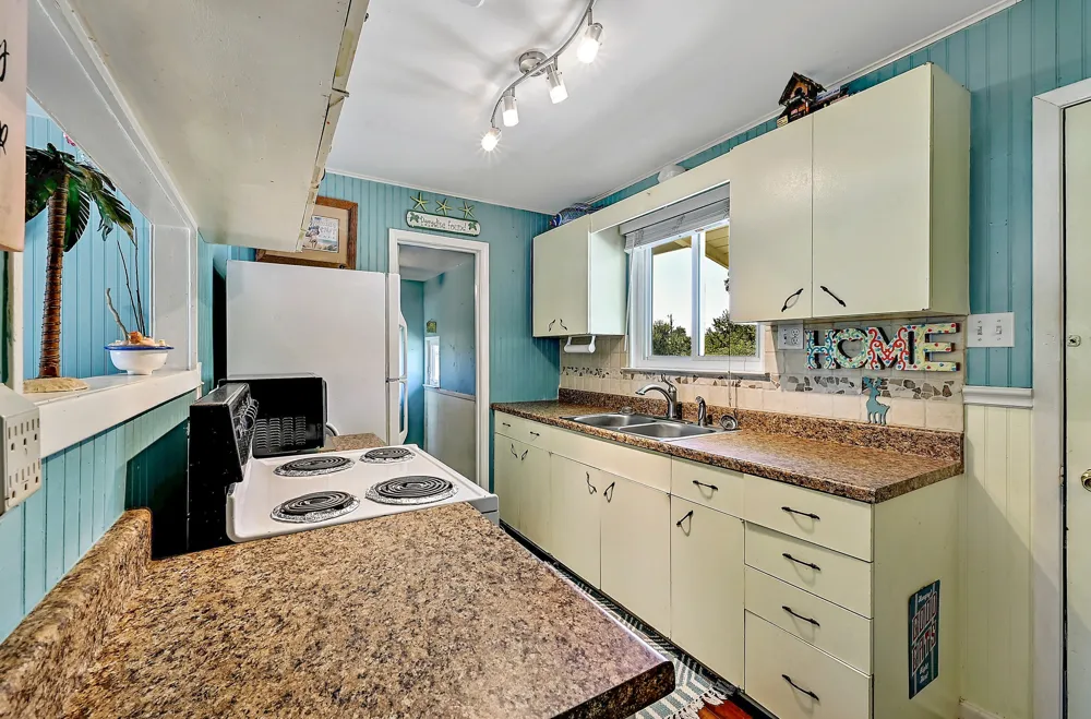135 E Hickory Drive Granite Shoals, TX 78654
