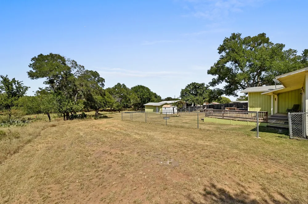 135 E Hickory Drive Granite Shoals, TX 78654