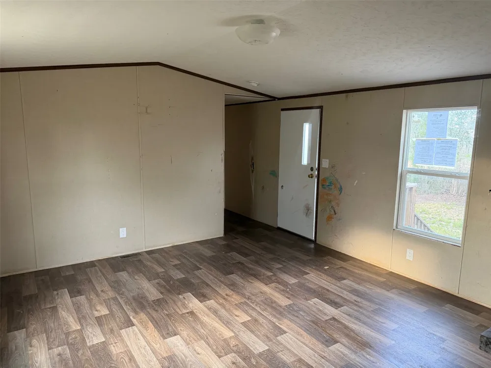 309 Oak Arbor Trail Del Valle, TX 78617