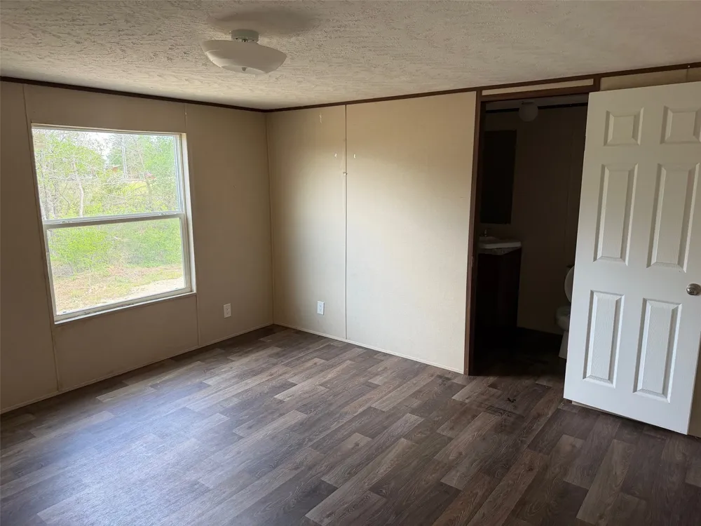 309 Oak Arbor Trail Del Valle, TX 78617