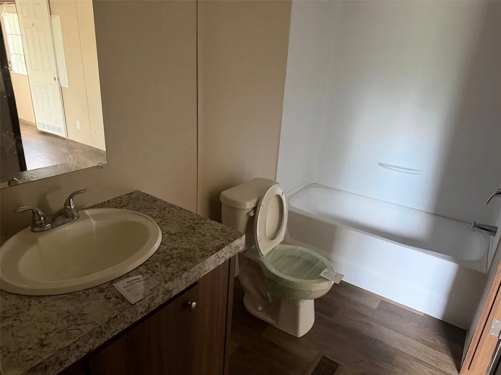 309 Oak Arbor Trail Del Valle, TX 78617