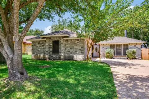 1705 Laurel Lane