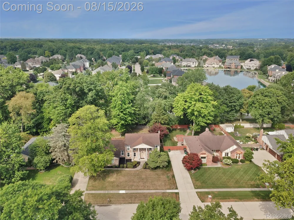 54359 Algonquin Drive Shelby Charter Township, MI 48315