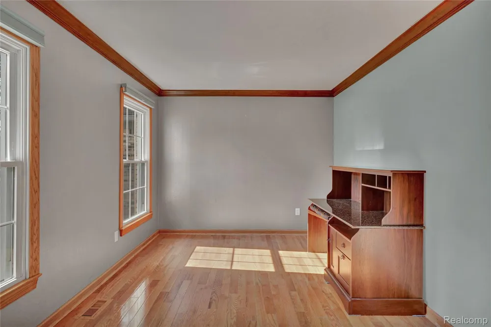 54359 Algonquin Drive Shelby Charter Township, MI 48315