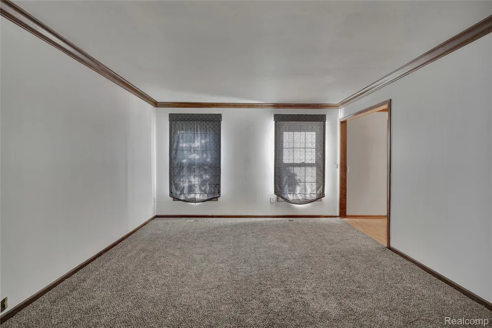 54359 Algonquin Drive Shelby Charter Township, MI 48315
