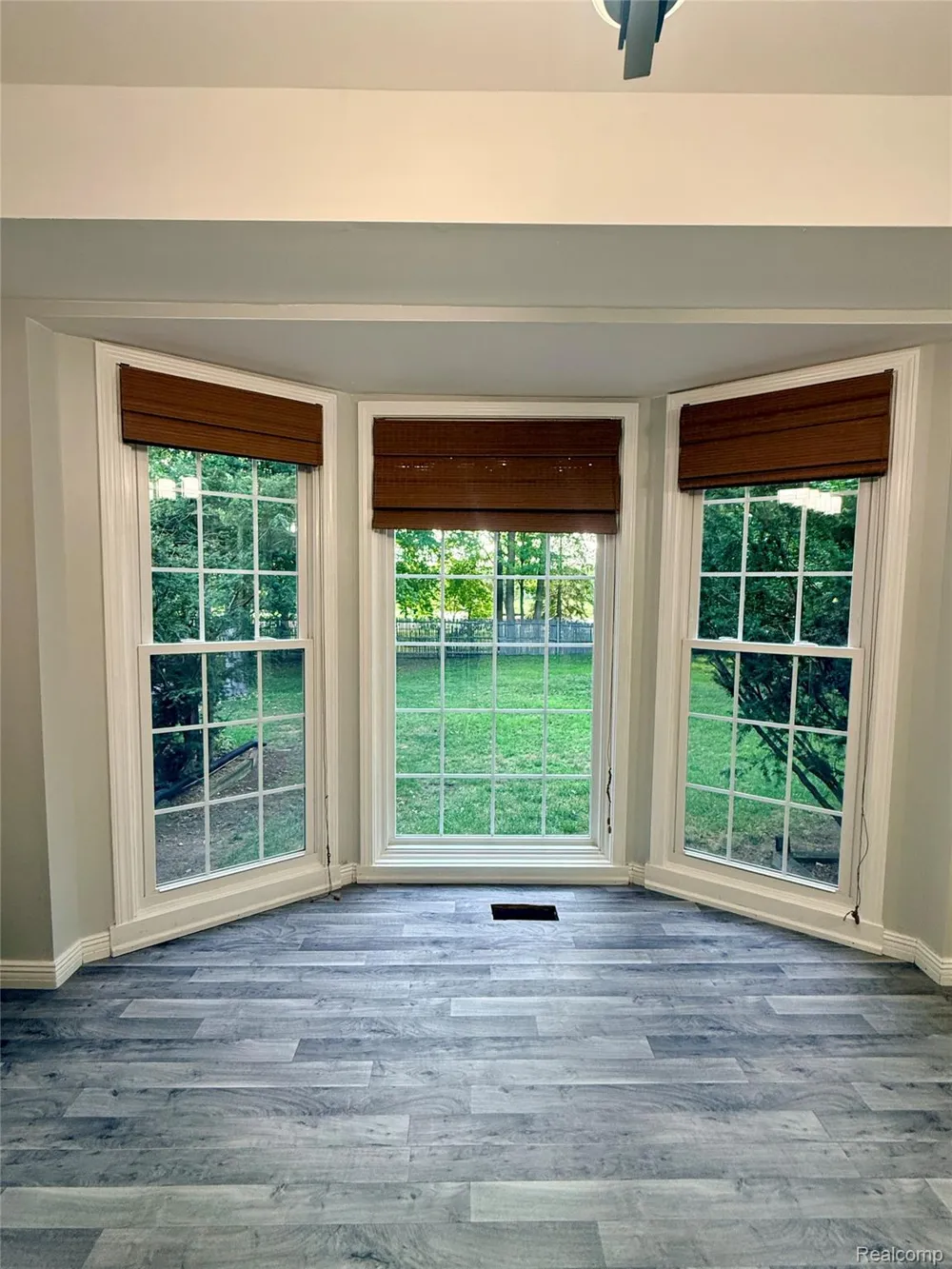 54359 Algonquin Drive Shelby Charter Township, MI 48315