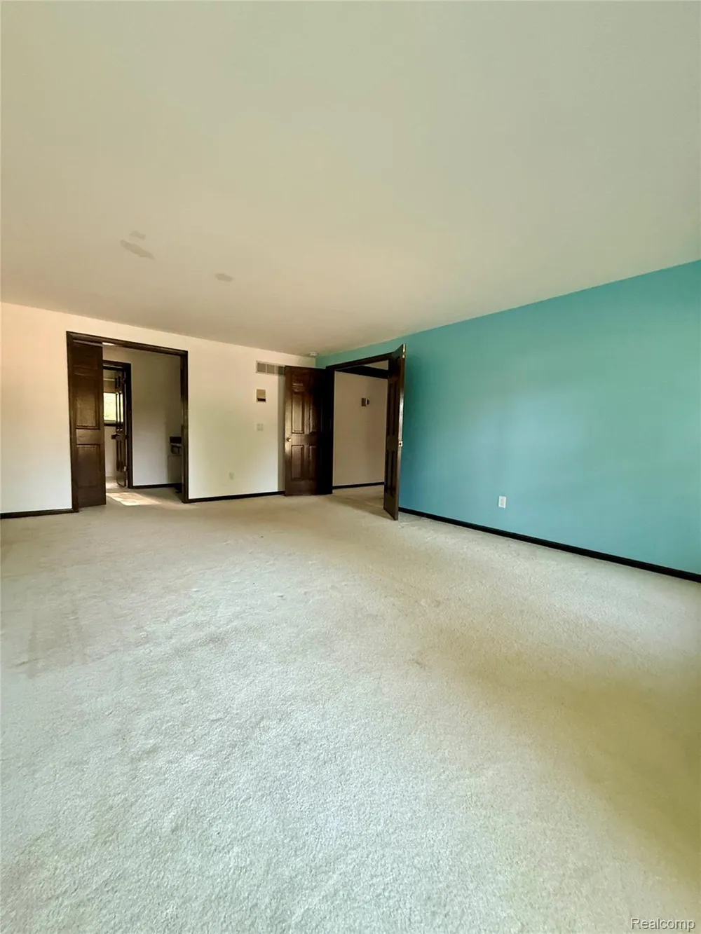 54359 Algonquin Drive Shelby Charter Township, MI 48315