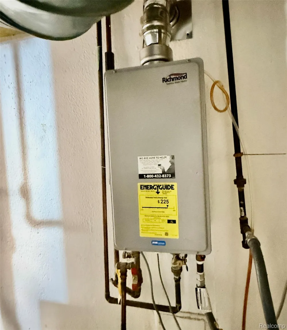 54359 Algonquin Drive Shelby Charter Township, MI 48315
