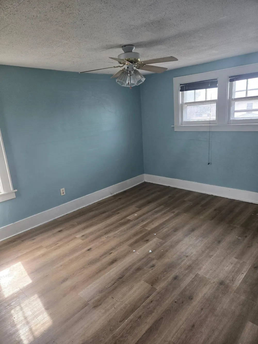1817 Maplewood Avenue Lansing City, MI 48910