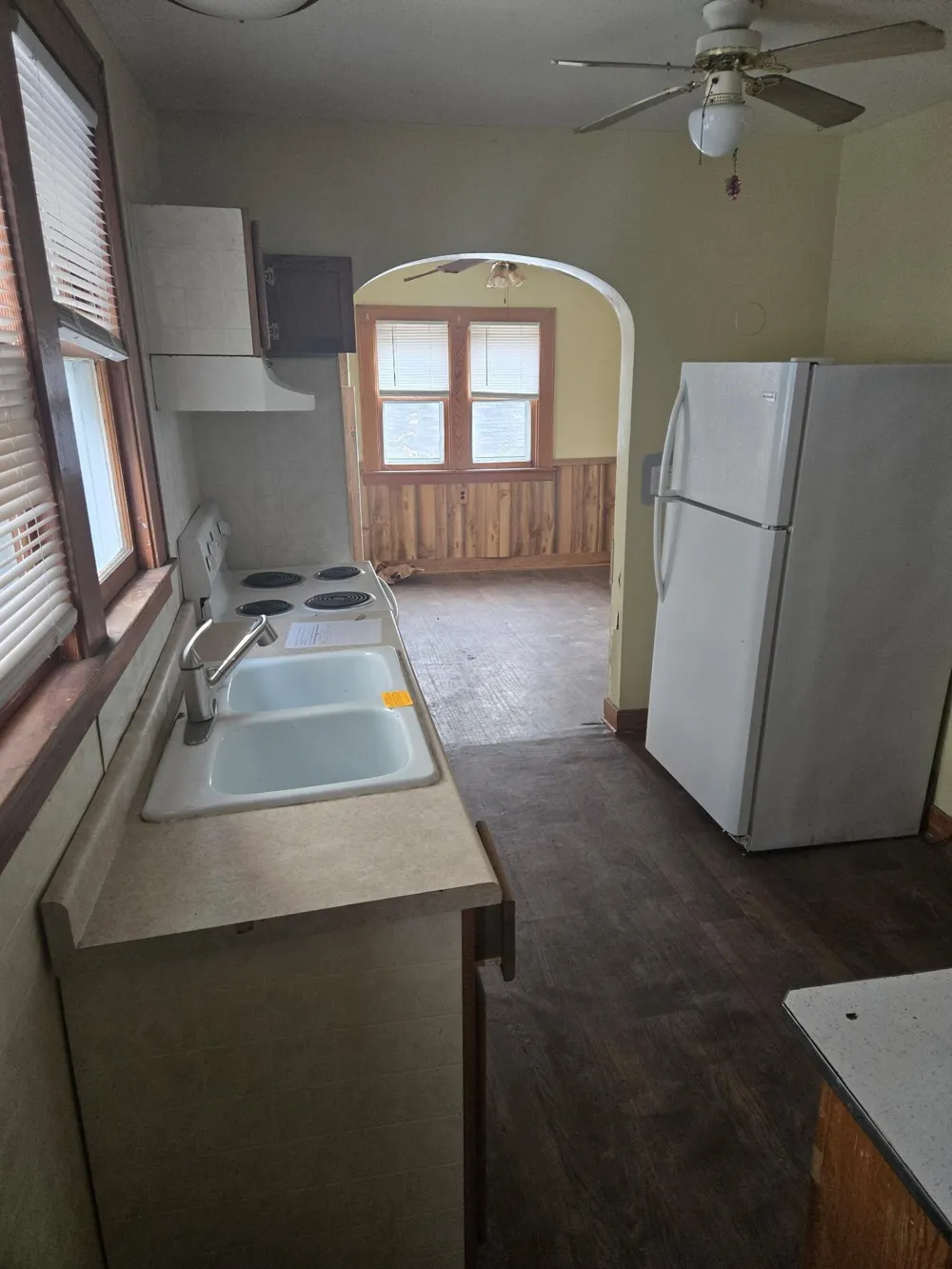 1817 Maplewood Avenue Lansing City, MI 48910