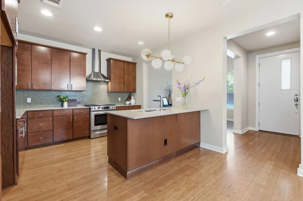 2911 Corbin Lane Austin, TX 78704