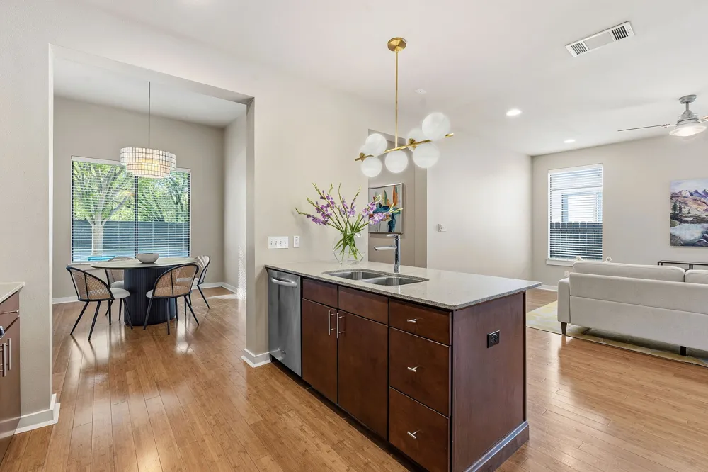 2911 Corbin Lane Austin, TX 78704