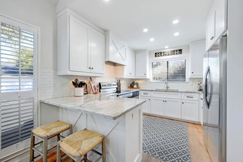 213 Overlook Court Wimberley, TX 78676