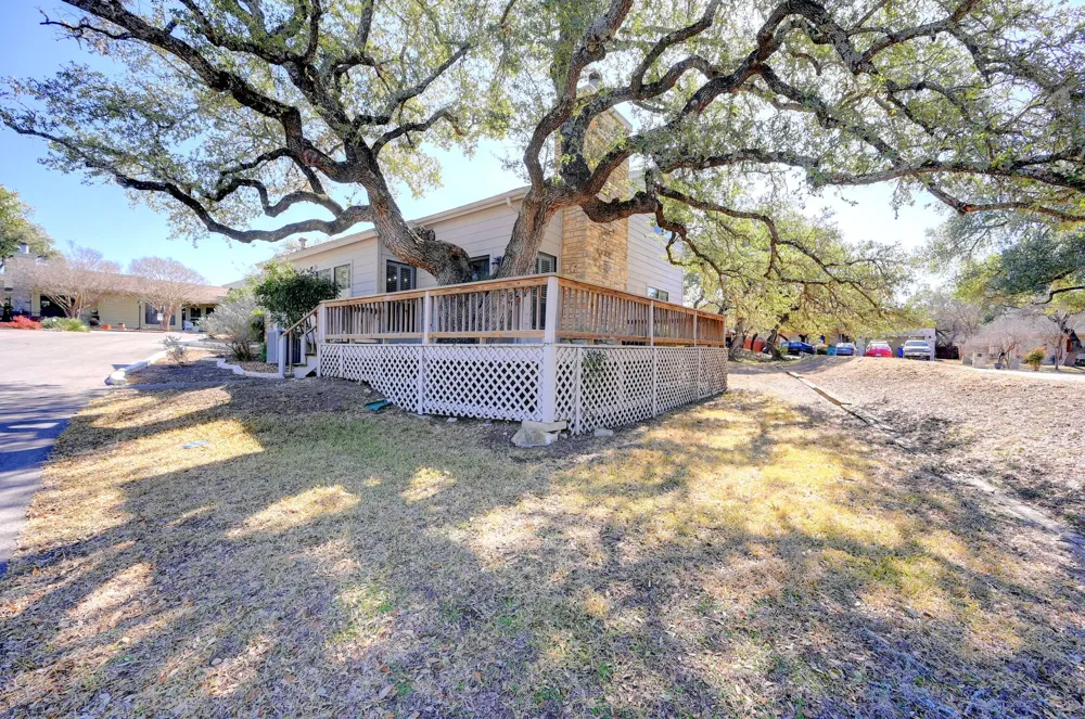 213 Overlook Court Wimberley, TX 78676