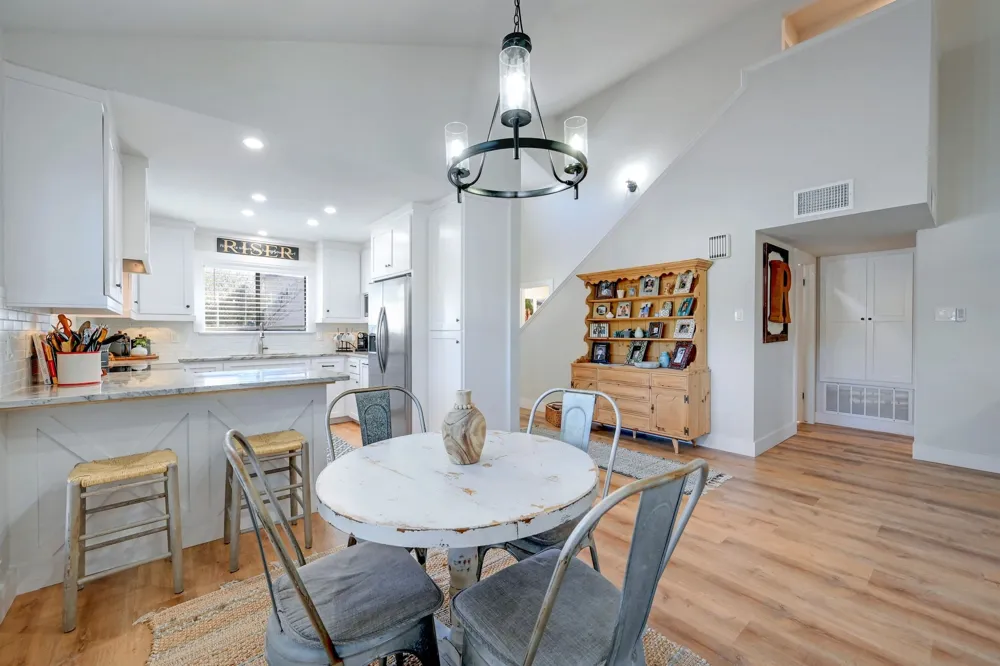 213 Overlook Court Wimberley, TX 78676