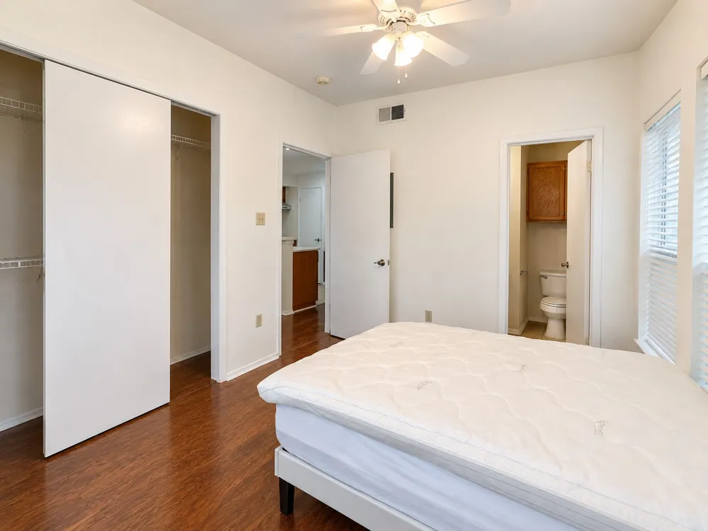 2801 Rio Grande Street #203 Austin, TX 78705