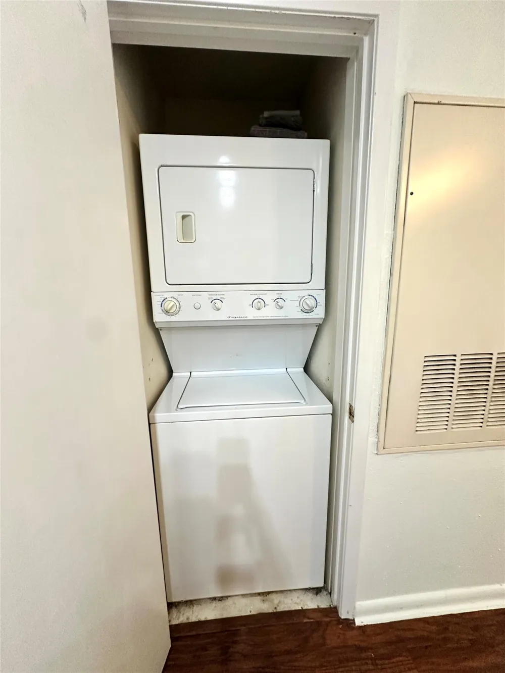 2801 Rio Grande Street #203 Austin, TX 78705