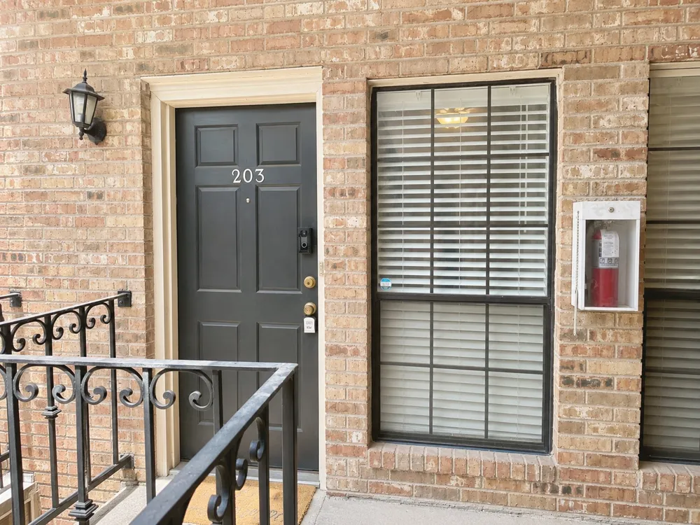 2801 Rio Grande Street #203 Austin, TX 78705