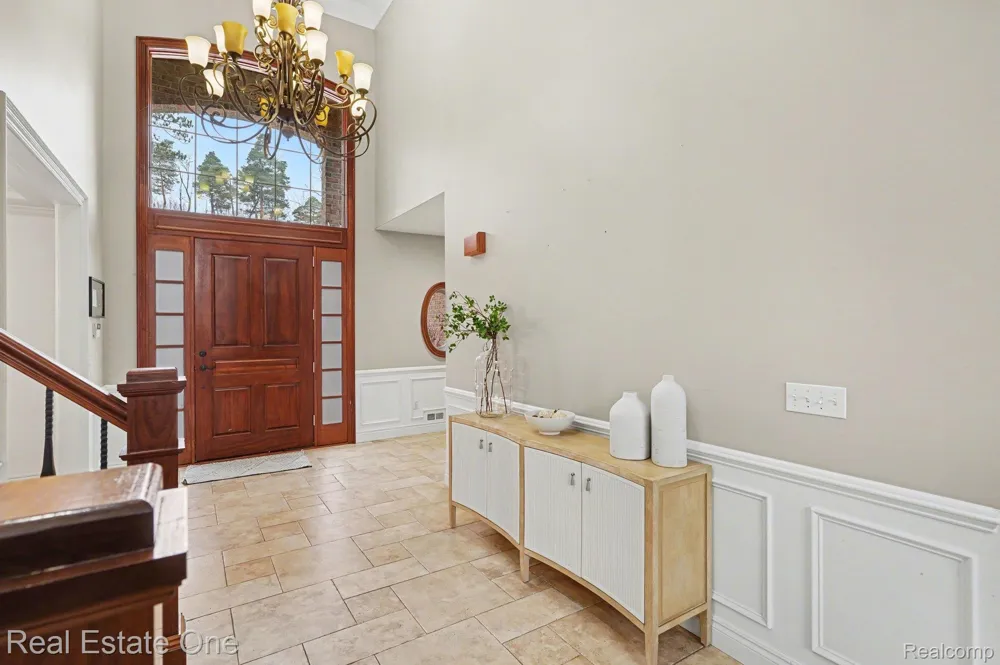 12901 Sleigh Trail Hartland Township, MI 48380