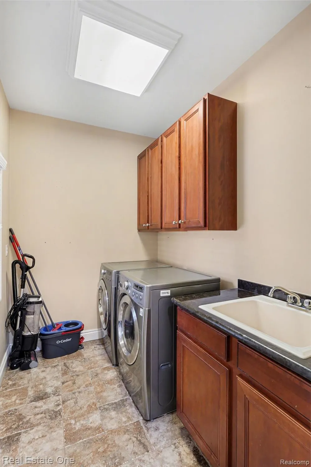 12901 Sleigh Trail Hartland Township, MI 48380