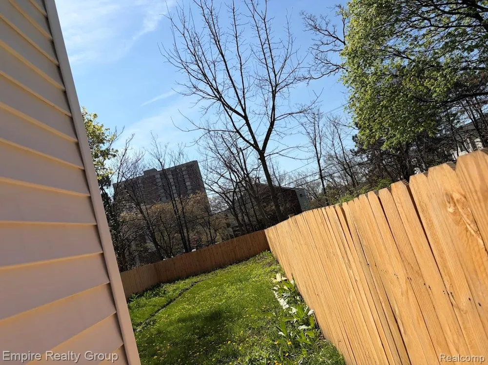 1341 Seward Street Detroit City, MI 48202