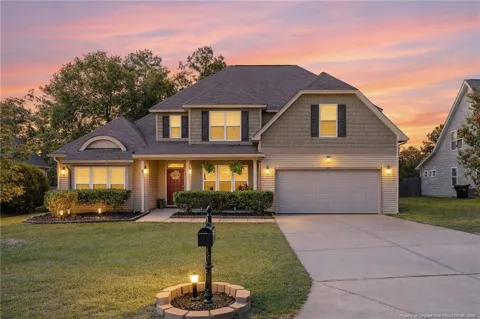 598 Heathrow Drive