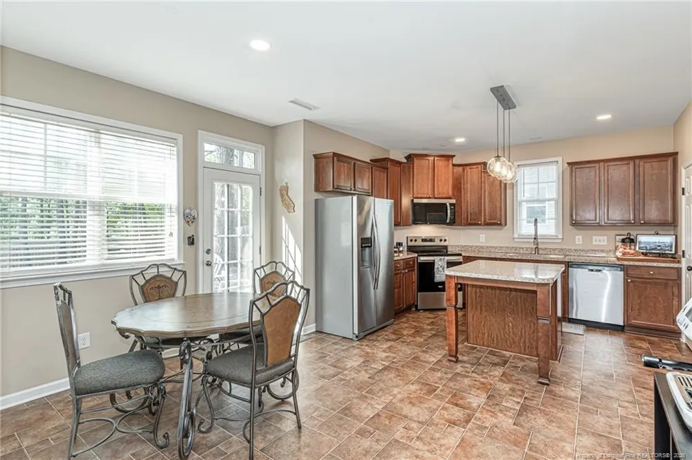 598 Heathrow Drive Spring Lake, NC 28390
