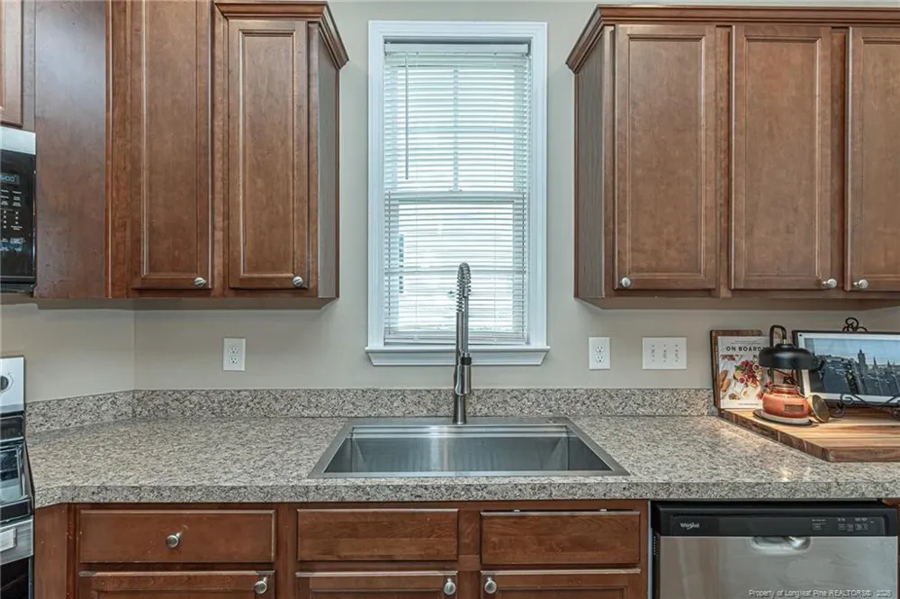 598 Heathrow Drive Spring Lake, NC 28390