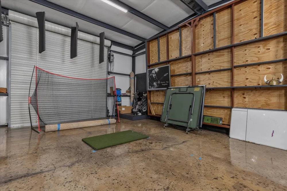 24705 Whitney Drive Spicewood, TX 78669