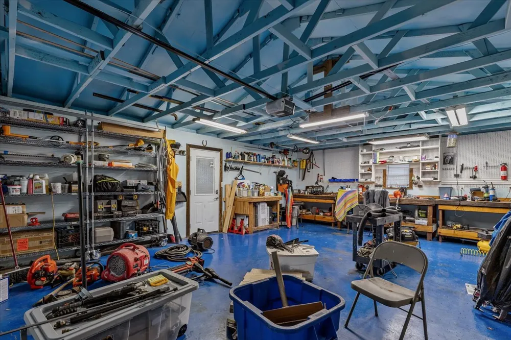 24705 Whitney Drive Spicewood, TX 78669