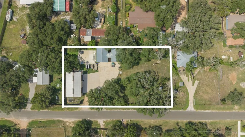 24705 Whitney Drive Spicewood, TX 78669