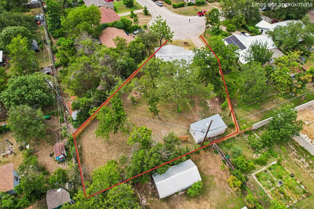 7503 Carriage Drive Austin, TX 78752