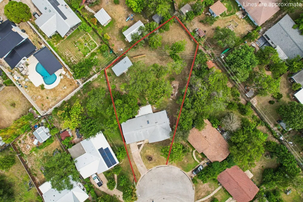 7503 Carriage Drive Austin, TX 78752