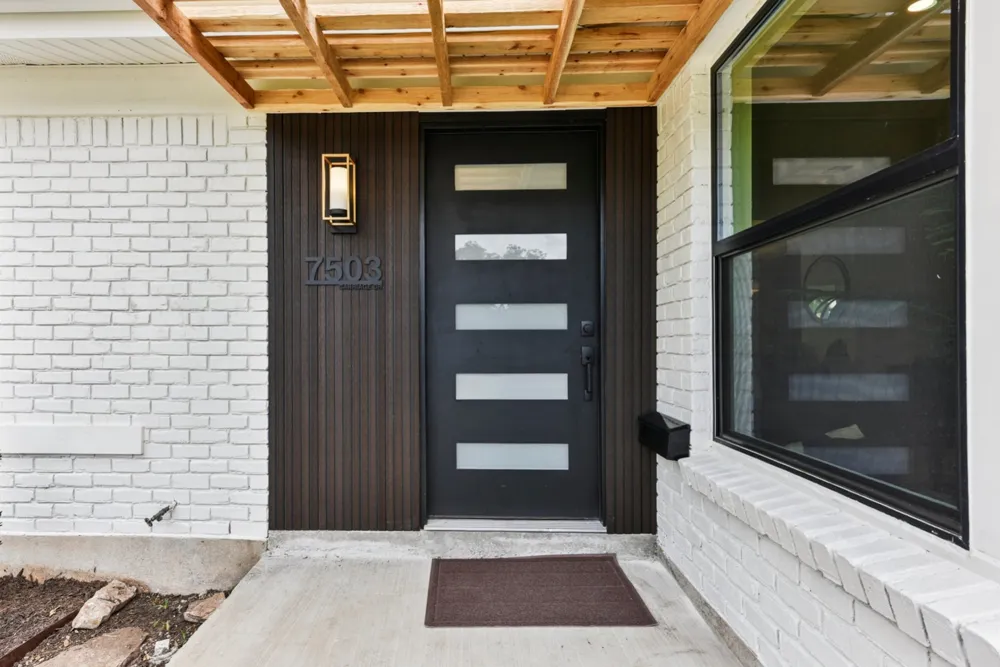 7503 Carriage Drive Austin, TX 78752